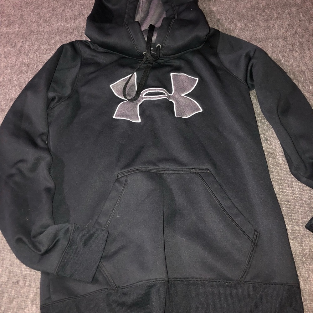 Black under armor hoodie